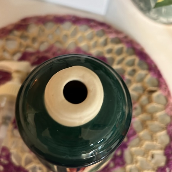 Gail Pittman Retired Pattern GRAPEVINE GREEN '88 Soap Lotion Dispenser - Picture 4 of 8